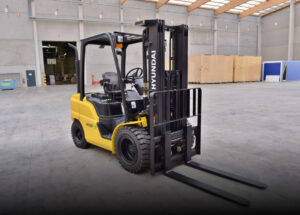 Buying, leasing or renting a forklift – what to choose?